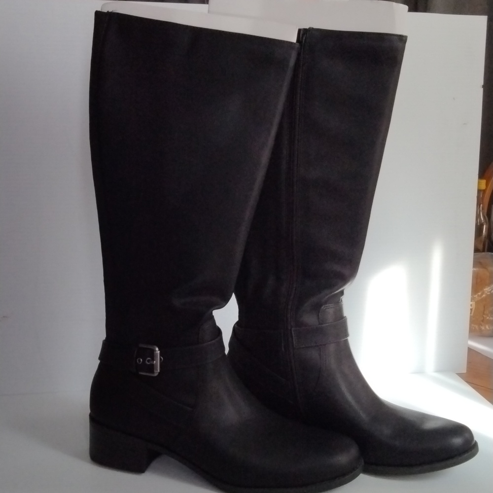 Time and Tru Black Tall Boots Size 9 NWOT
